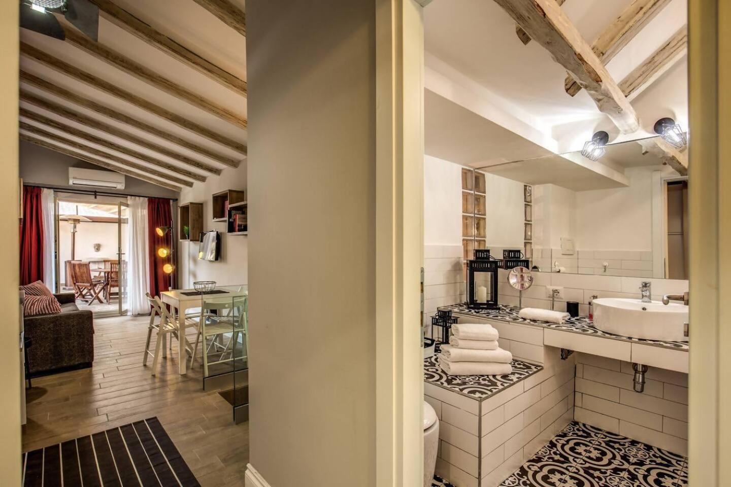 Attic With Terrace By Trevi Fountain Apartment Rome Luaran gambar