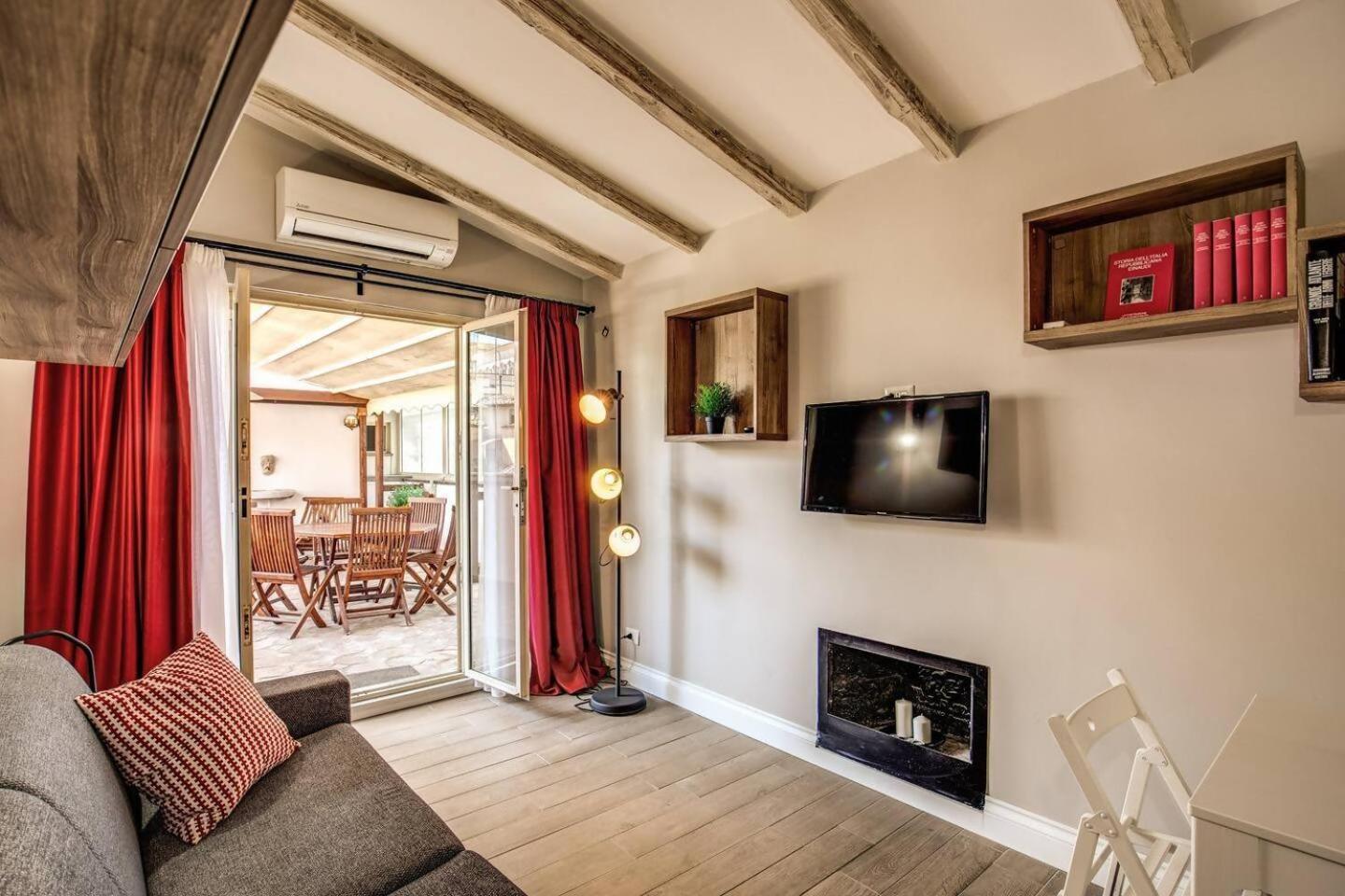 Attic With Terrace By Trevi Fountain Apartment Rome Luaran gambar