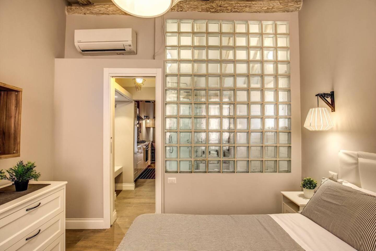 Attic With Terrace By Trevi Fountain Apartment Rome Luaran gambar