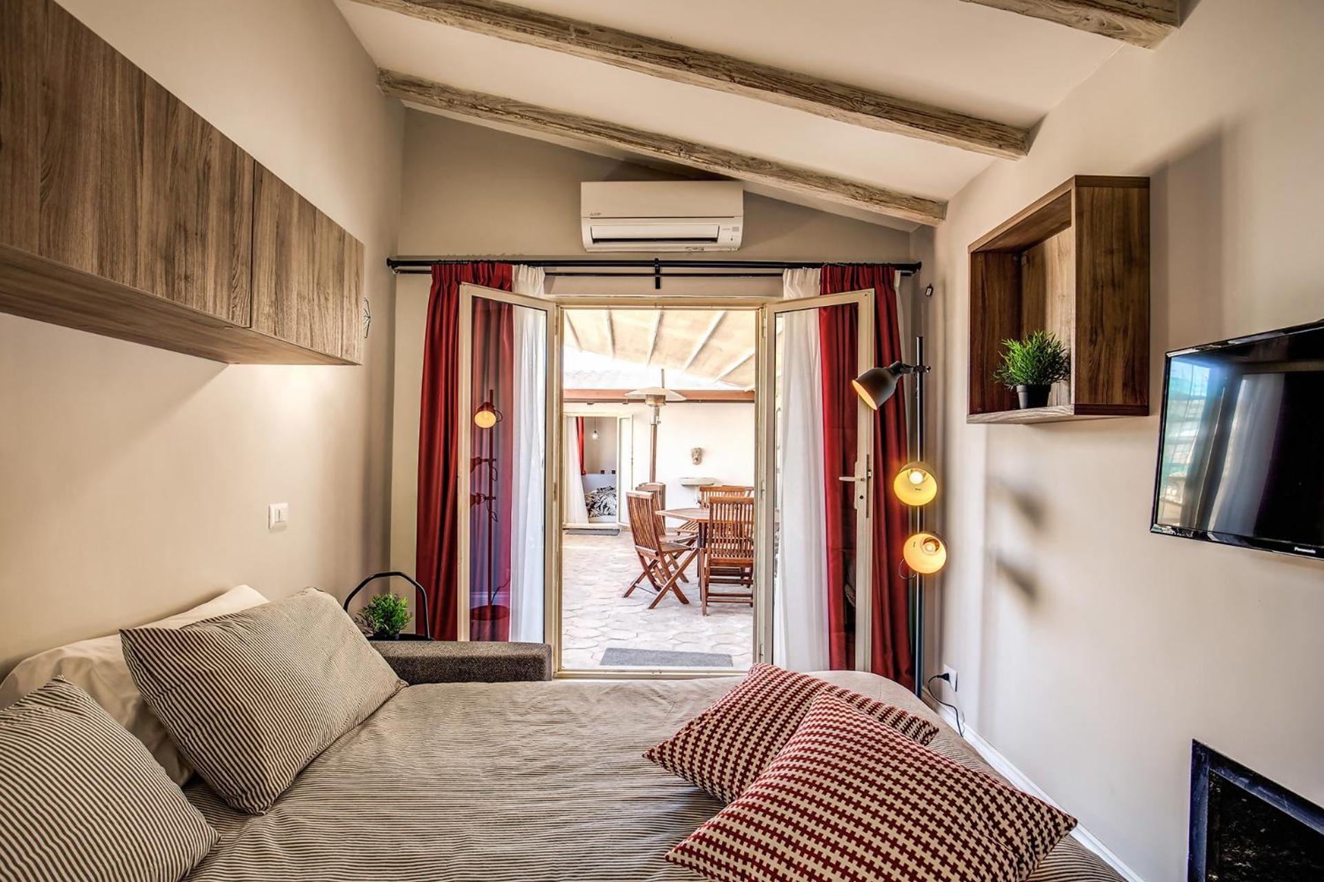 Attic With Terrace By Trevi Fountain Apartment Rome Luaran gambar